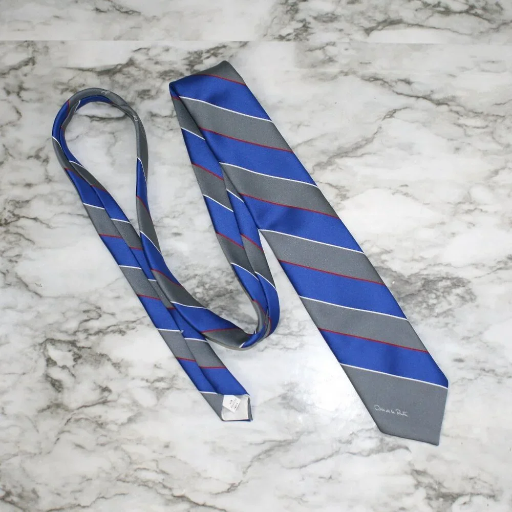 VINTAGE OSCAR DE LA RENTA Neck Tie Classic Stripe Blue Gray Silk Blend Necktie